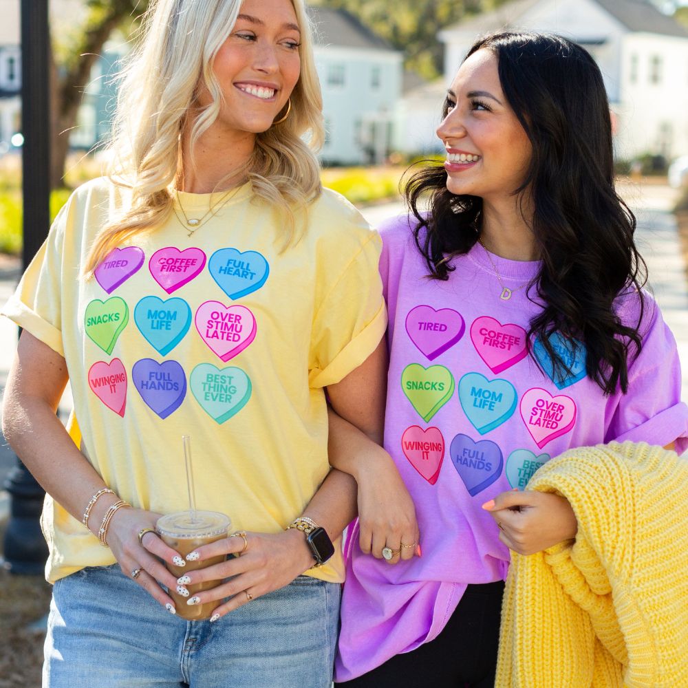 'Mom Life Candy Hearts' T-Shirt